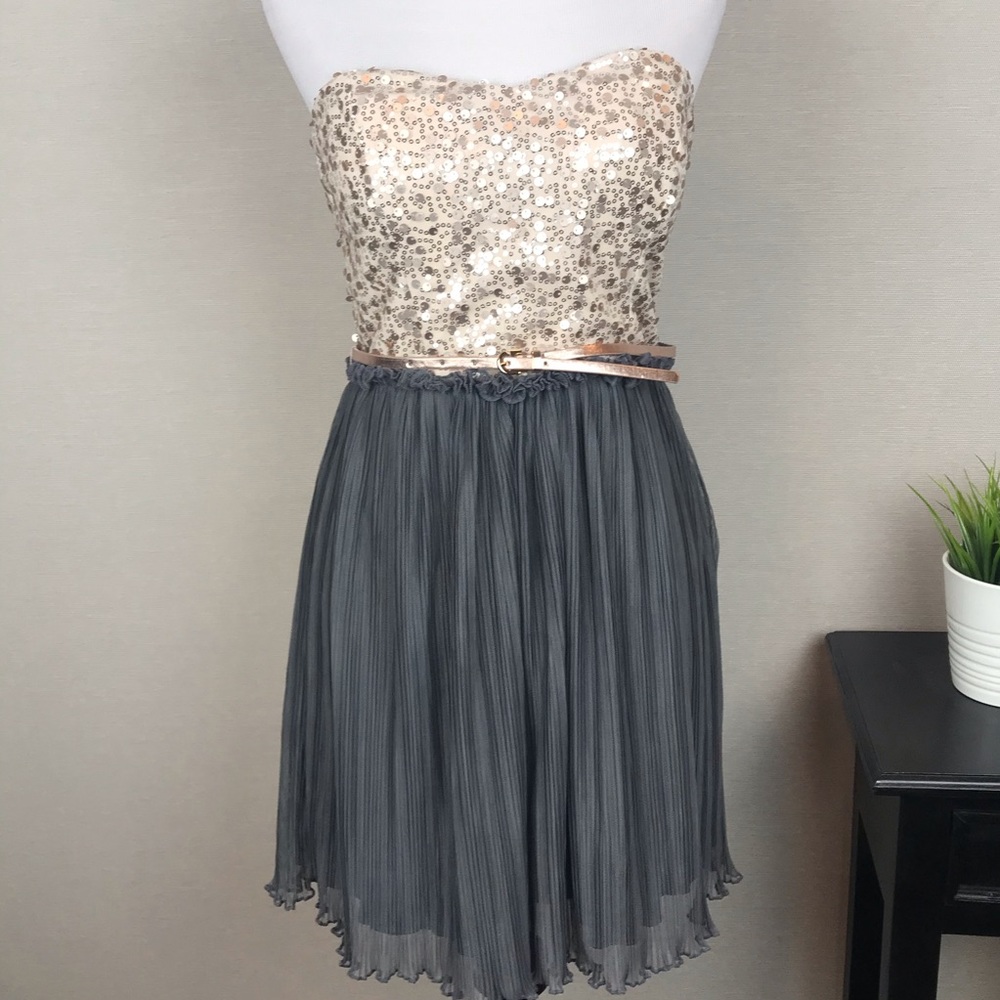 dELiAs Peach Sequin Gray Strapless Formal Dress Sz 7/8 • NWT • Party/Prom